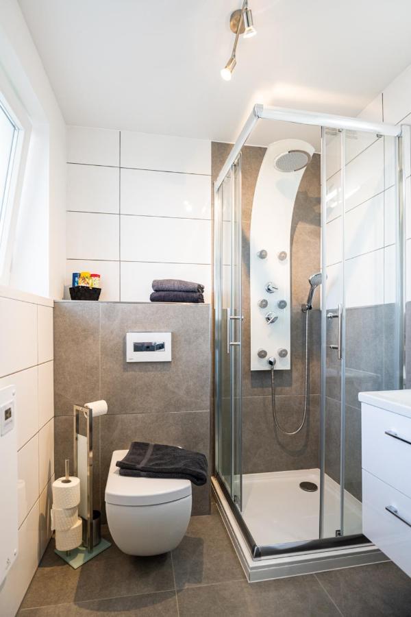 Sonnige Ferienwohnung In Neckarsulm Mit Massageliege & Wlan & Parken 외부 사진